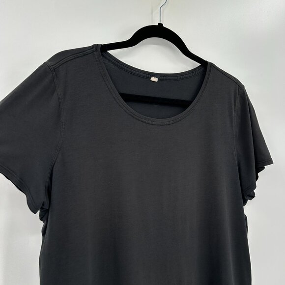 LULULEMON *Flawed* Black Well Worn Short Sleeve Relaxed Fit Workout T-Shirt XL - Picture 3 of 5